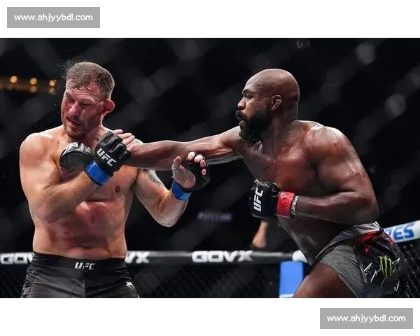 UFC214世纪二番战琼斯终结科米尔再登轻重量级王座之夜全面统治传奇